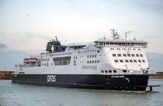 Ile kosztuje prom Calais do Dover? Ceny biletów i ważne informacje