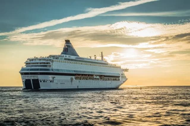 Ile płynie prom do Szwecji? Sprawdź czas rejsów i trasy