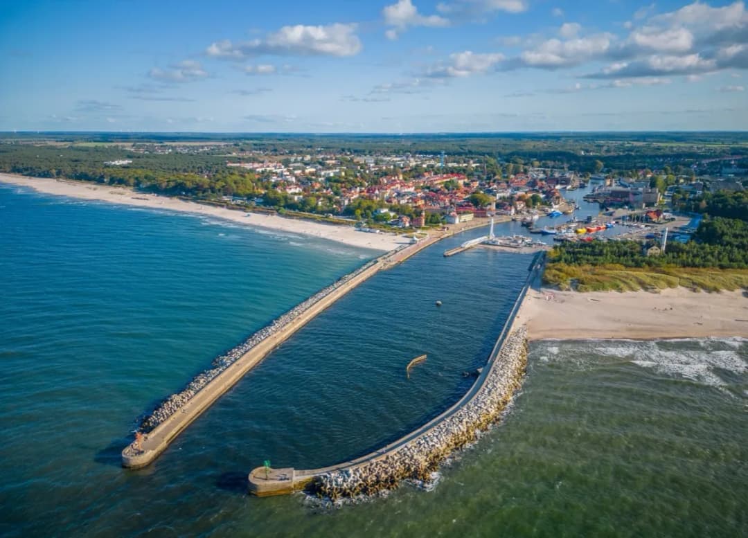 Atrakcje w Ustce, które zaskoczą każdego turystę i zachwycą dzieci